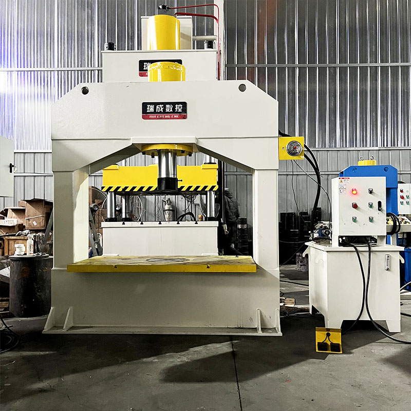 150吨龙门液压机大台面